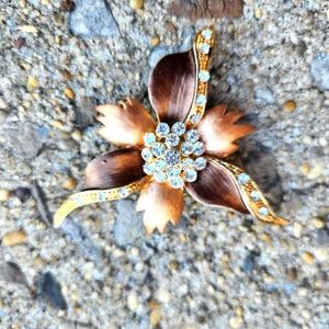 Vintage Flower Brooch